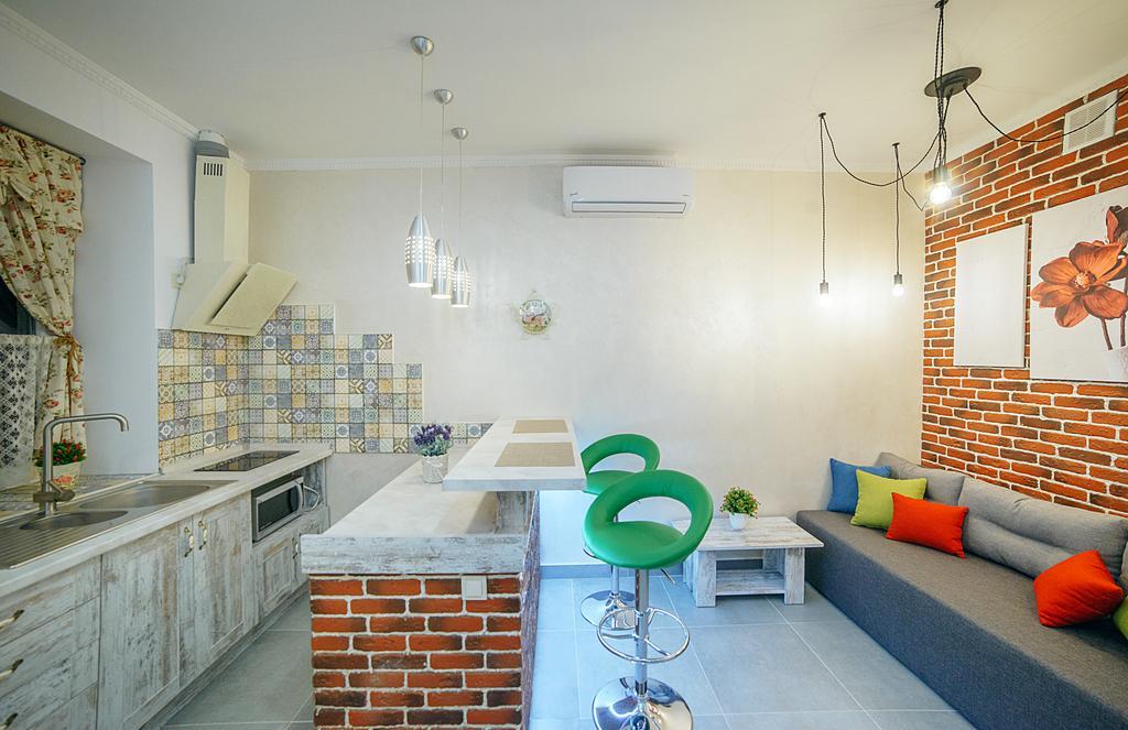 Apartment At Lyulki Lviv Exterior photo